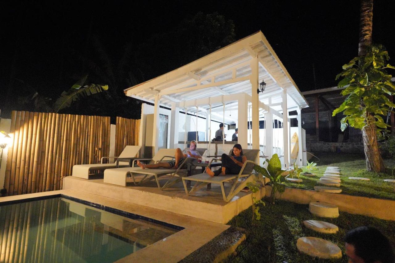 La Vie En Rose Hotel Senggigi Bagian luar foto